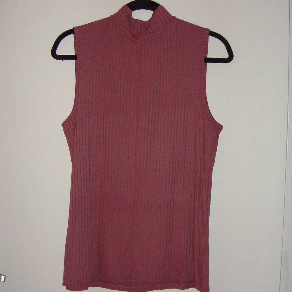 NWT - Picture 2 of 2